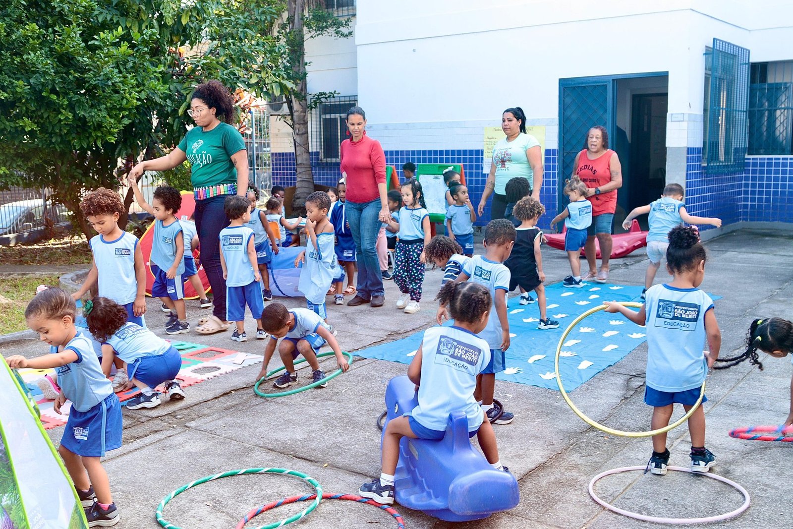A programação fez parte da 16ª edição da Semana Mundial do Brincar, que neste ano tem como tema “Proteger o encantamento das infâncias”. A proposta é reforçar a importância do brincar como um direito essencial à infância, estimulando a criatividade, a alegria e o desenvolvimento das crianças.