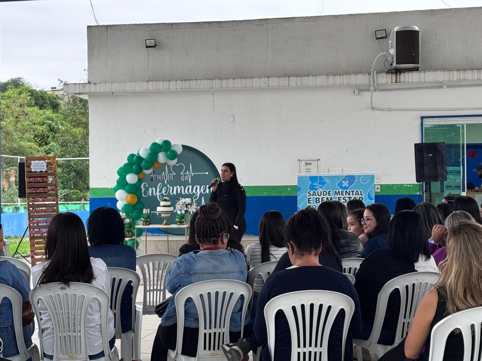 A Semana da Enfermagem é comemorada entre os dias 12 e 20 de maio, homenageando figuras históricas como Florence Nightingale e Ana Néri. Em Japeri, no entanto, a celebração foi estendida, provando que gratidão e reconhecimento não precisam de data marcada.