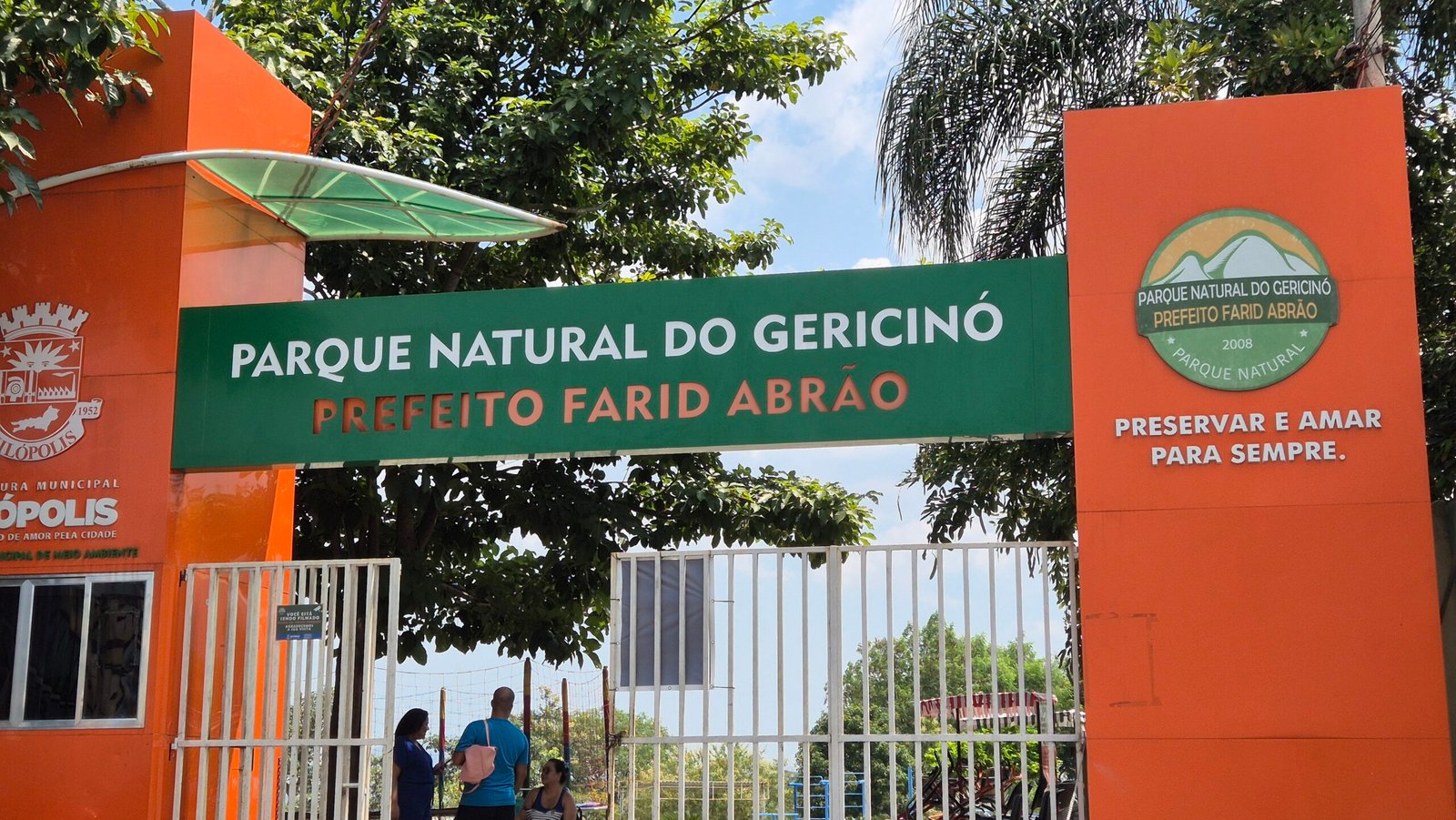 O palestrante convidado é o arquiteto e urbanista Vicente Loureiro, conselheiro na Agência Reguladora Agetransp, ex-secretário de Urbanismo na Prefeitura de Nova Iguaçu por 14 anos.