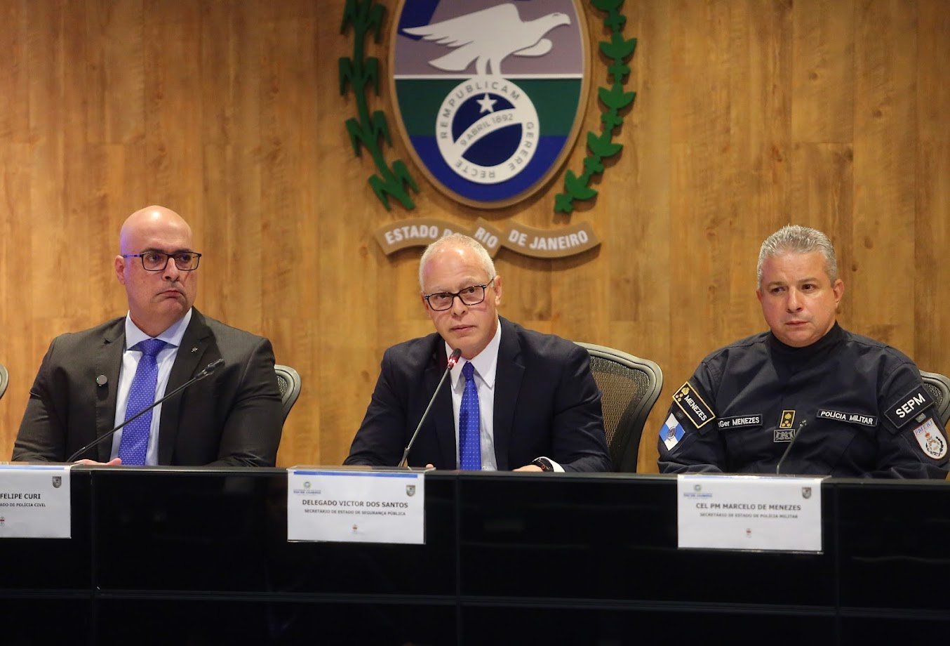 O Governo do Estado divulgou, na manhã desta segunda-feira (05/05), o balanço das ações realizadas para garantir a segurança e o bem-estar da população durante o show de Lady Gaga, que reuniu mais de 2 milhões de fãs na Praia de Copacabana na noite de sábado (03/05). De acordo com levantamento da Secretaria de Estado de Segurança Pública, foi registrada uma ocorrência a cada 8.750 pessoas.