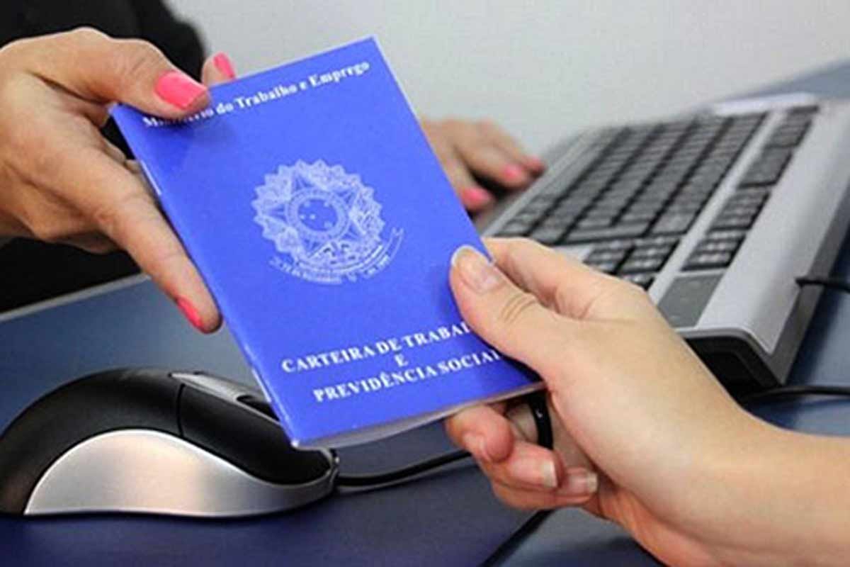 Para se inscrever ou atualizar o cadastro, é necessário ir a uma unidade do Sine com os documentos de identificação civil, carteira de trabalho, PIS/PASEP/NIT/NIS e CPF.