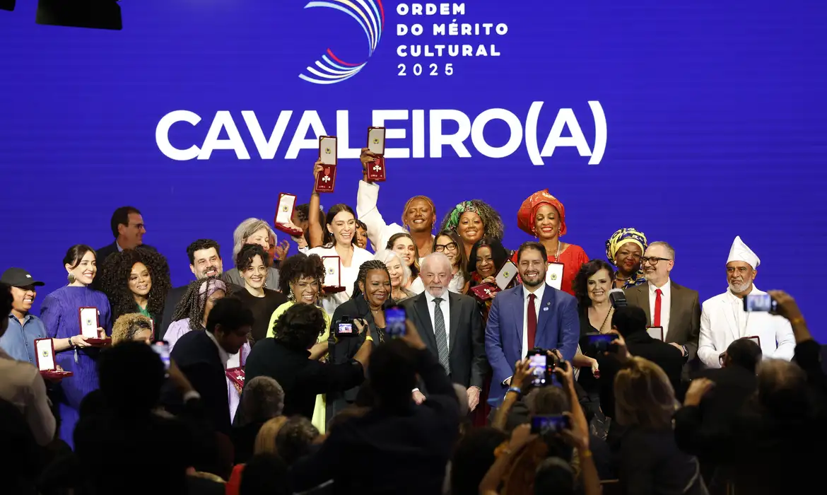 Volta do Capanema é marcada por homenagens a representantes da cultura