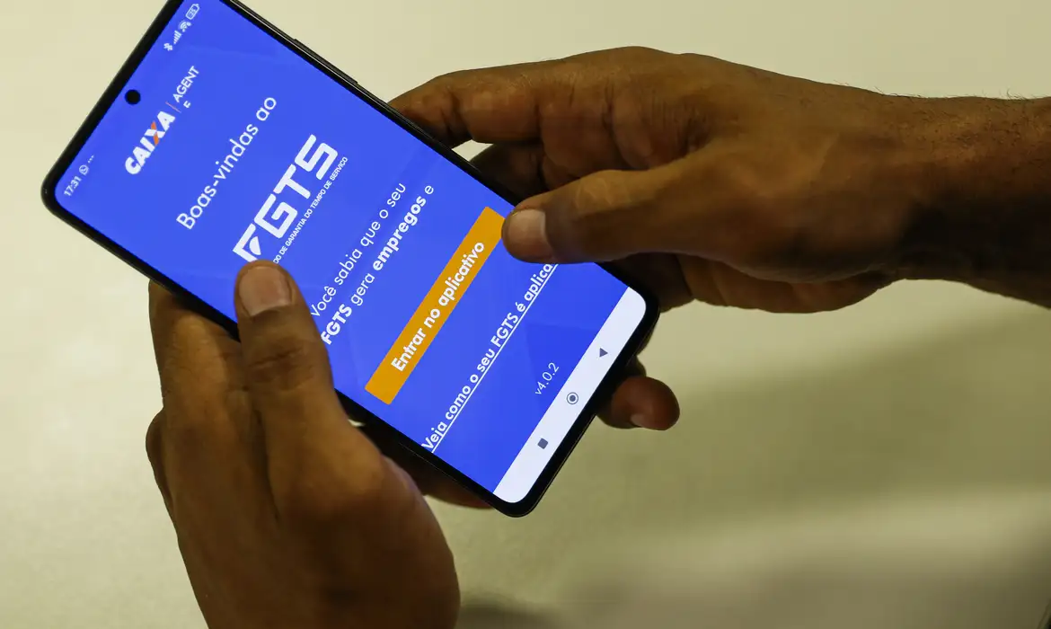 A Caixa esclareceu que, na nova rodada de saque, será paga a remuneração dos valores de março, abril e maio. O FGTS é corrigido pela Taxa Referencial (TR) mais 3% ao ano.