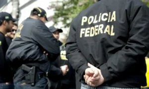 Policiais federais prenderam, nesta terça-feira (17), em Sergipe, mais duas pessoas suspeitas de participação no esquema de descontos ilegais em benefícios previdenciários pagos pelo Instituto Nacional do Seguro Social (INSS).
