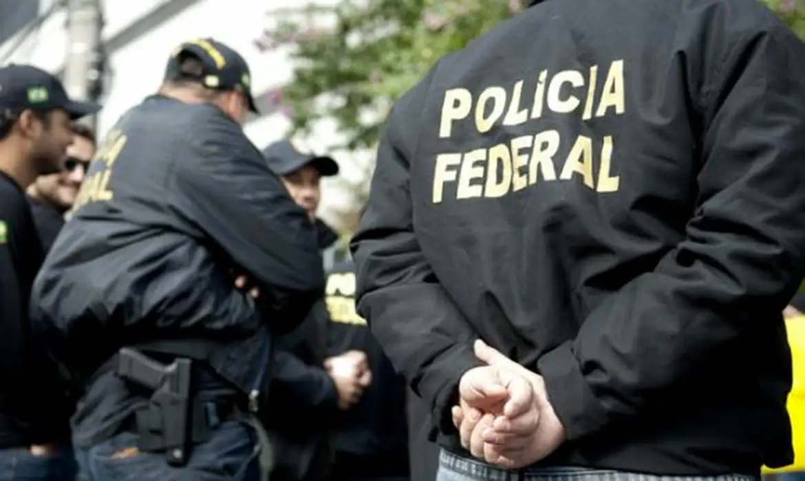 Policiais federais prenderam, nesta terça-feira (17), em Sergipe, mais duas pessoas suspeitas de participação no esquema de descontos ilegais em benefícios previdenciários pagos pelo Instituto Nacional do Seguro Social (INSS).